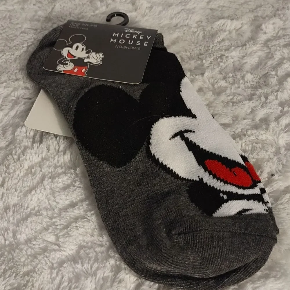 Disney Mickey Mouse Women's No Shows Socks